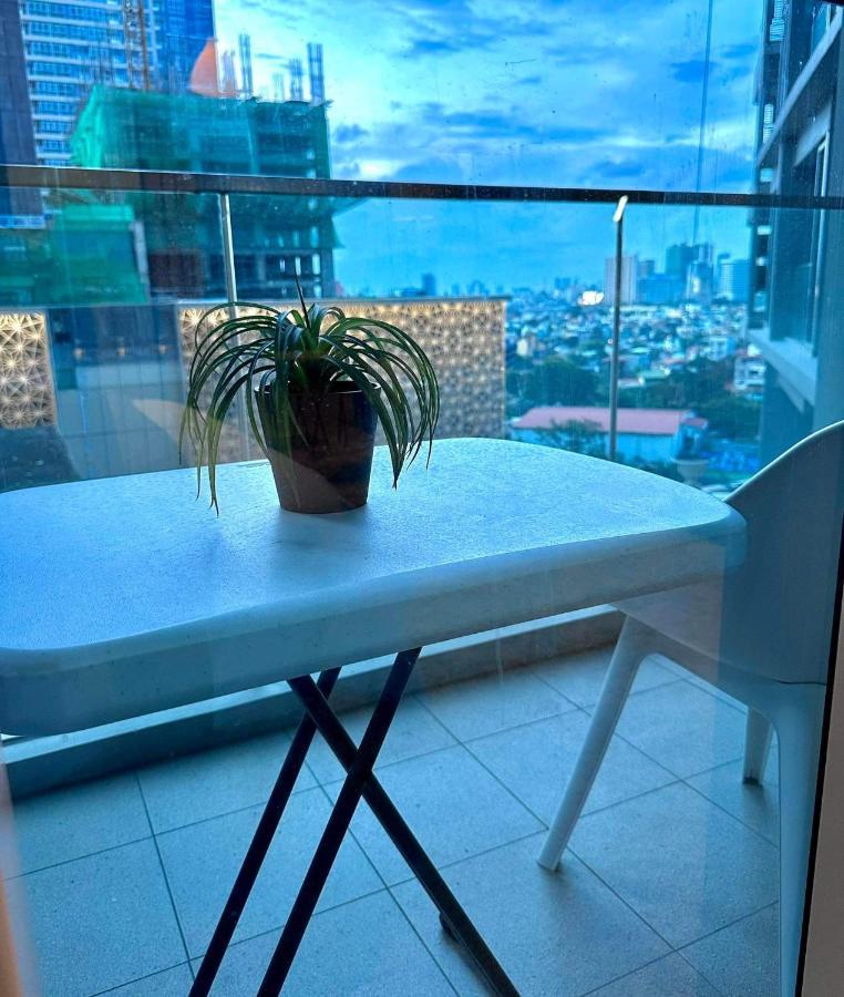 Uptown Parksuites Taguig Exterior foto